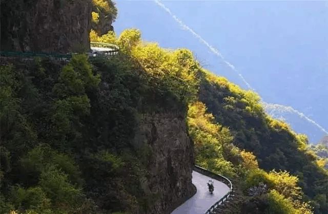 怎么描写山路险峻