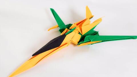 飞得又远又帅的纸飞机怎么折