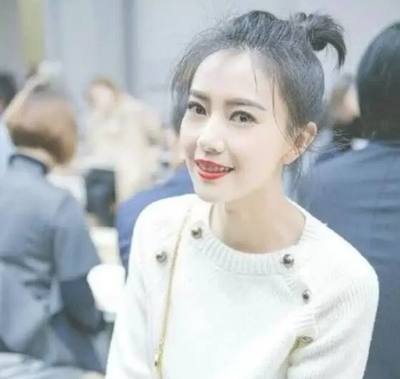 短发怎么扎显脸小