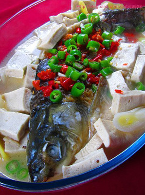豆腐炖鱼块的家常做法