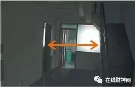 厨房门对着楼梯好