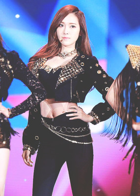 jessica服装贵吗