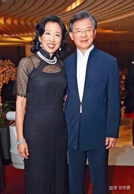 朱玲玲八字