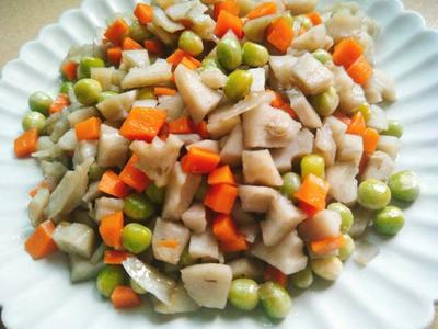 青豆炒藕丁的制作方法