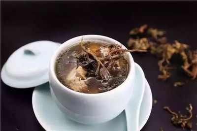 金线莲炖排骨汤做法