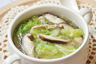 白菜香菇肉丝汤
