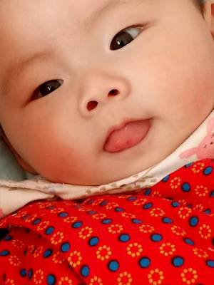 宝宝舌尖红是什么原因