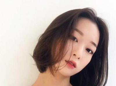 女生怎么弄三七分发型