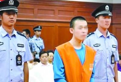 判刑无期正常坐几年