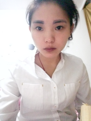 纹眉后会肿吗