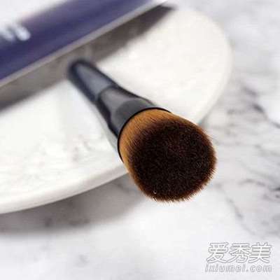 粉底刷什么牌子的好用