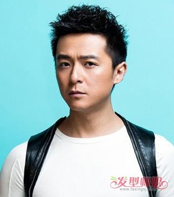男生清爽短发无刘海