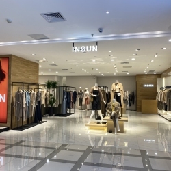 女装 诗篇公司地址