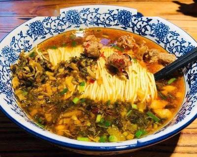 酸菜排骨面做法大全家常