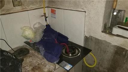 厨房通天然气怎么弄