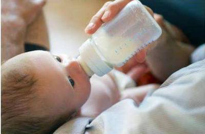 宝宝喝了变质的母乳怎么办