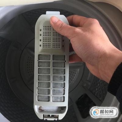 小天鹅洗衣机过滤网拆除图解