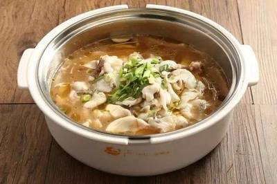 炖酸菜全鱼的做法大全家常