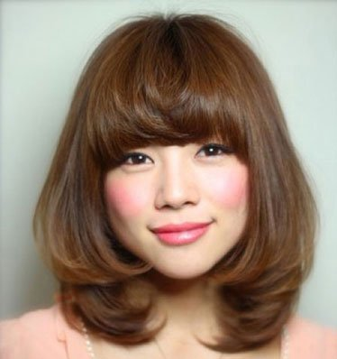 适合脸大女生的发型
