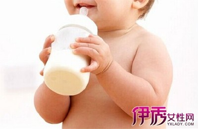 四十天新生儿一次吃多少母乳