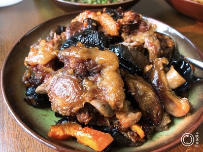 红烧鸡腿肉香菇