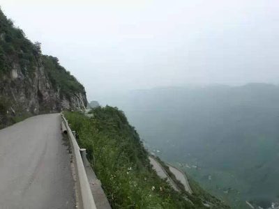 怎么描写山路险峻