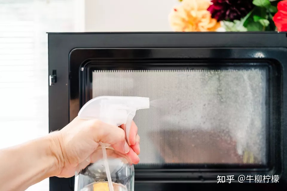 厨房纸巾微波炉