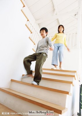 做梦下楼梯