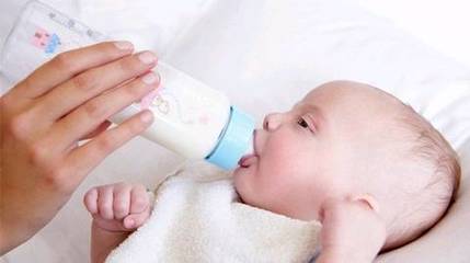 4个月宝宝母乳奶量标准