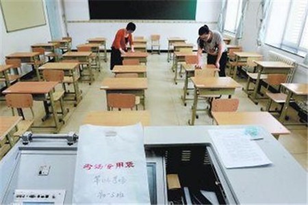 大学怎么进入学生会