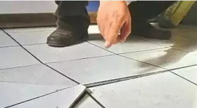瓷砖拖地后有腥味
