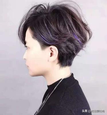 脖子长适合短发吗