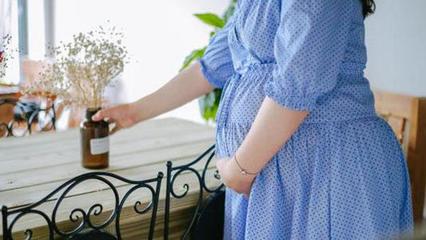 孕晚期胎儿一个月长多少斤