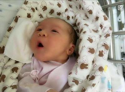 生完宝宝多久可以洗头