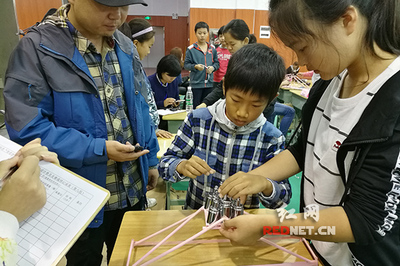 纸桥承重冠军设计图