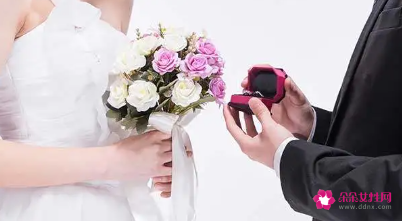 梦见自己结婚怎么破解