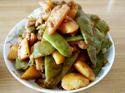 土豆炖豆角图片
