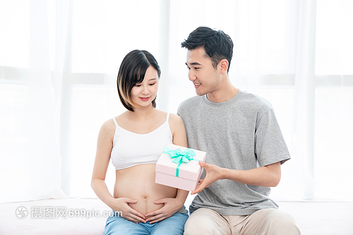 给孕妇买什么礼物好
