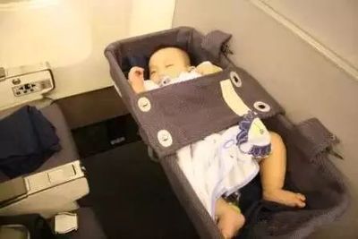 一岁宝宝坐飞机注意事项