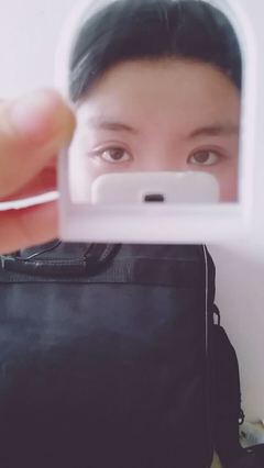 割双眼皮可以吃猪肉吗
