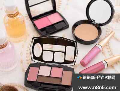 过期化妆品还能用吗