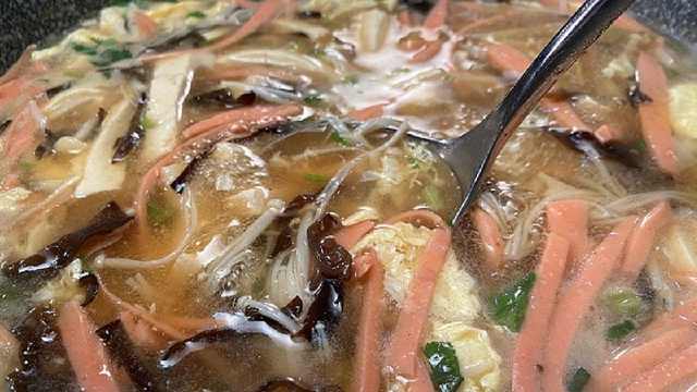 正宗酸辣汤的家常做法