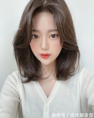 卷发和直发哪个显脸小
