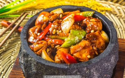 黄焖鸡肉煲做法大全家常