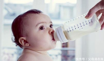 宝宝一岁辅食和奶时间