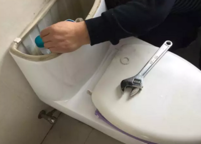 马桶漏水怎么办