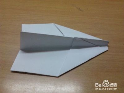 超级简单的折纸飞机方法