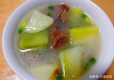 坐月子羊肉汤的做法