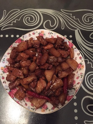 馍加红烧肉咋做