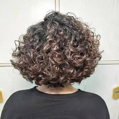 老年女人短发剪发技巧
